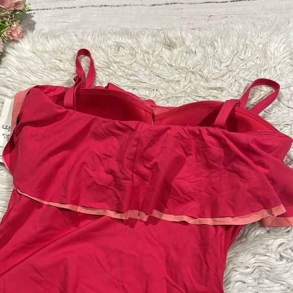 NWT Coco Reef HIBISCUS Contours Ruffled One-Piece Swimsuit - Picture 12 of 13